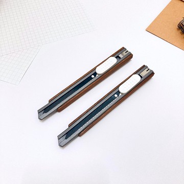 木殼美工刀