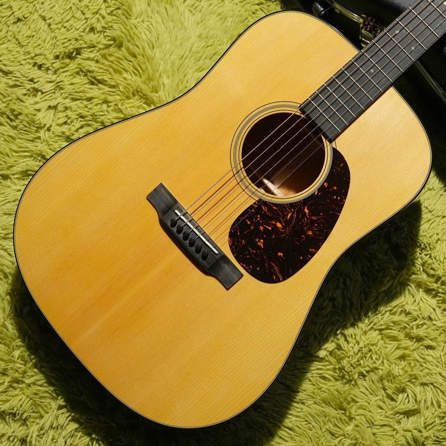 Martin D-18 Standard #2722815