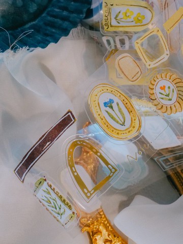 框與花 亮面霧金割型PET膠帶(特油加白墨含離型紙)