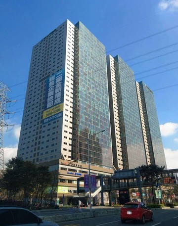 汐止遠雄U-town邊間辦公大樓｜新北市汐止區新台五路一段