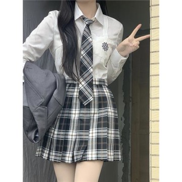 川島田家新款 夏季jk制服襯衫短袖刺繡風琴褶奶白色襯衣女學院風