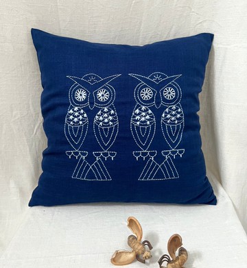 手繪貓頭鷹刺繡抱枕套：藍色亞麻風裝飾抱枕