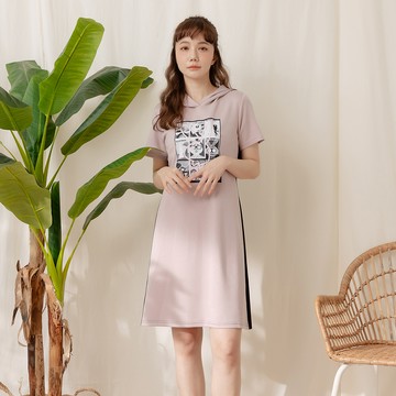 PLAYBOY - 霧粉空氣棉個性塗鴉洋裝 - 雲灰粉色/751-073-11-9