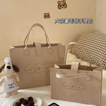 寵物用品 寵物包包ins小眾寬多用途毛氈小熊小狗手提包簡約絕色購物大容量便捷包包 貓咪包包 犬 狗狗外出包 寵物背袋