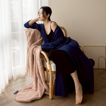 Rising Boutique QQ超柔嫩雲朵針織睡袍-深邃海藍 （可電繡） - 電繡＃850簡約冷瀲的銀白色線