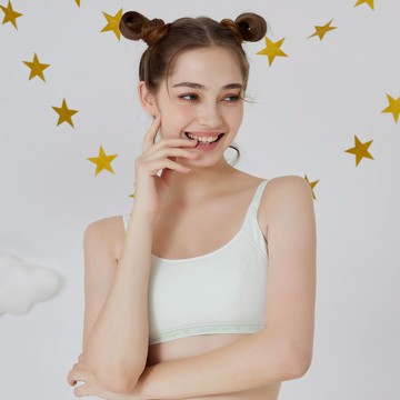 【EASY SHOP】Audrey Junior-美國棉無鋼圈學生型背心式內衣-夢幻綠