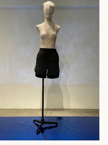 側開岔鬆緊短褲