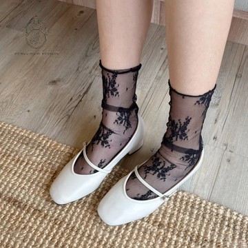 【現貨】花花 蕾絲 透膚襪 透氣襪子 小腿襪 推推襪  女生襪子 韓系 襪 D249