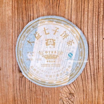 【茶韻】普洱茶 2007年大益茶廠0712-701生茶357g茶餅 茶葉禮盒(附茶樣10非試用品收藏盒x1)