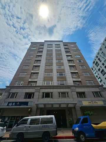 必賣√歐式城堡大戶★景觀4房坡平車位｜台北市士林區德行東路