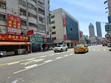 信義國小捷運站四大房華廈住家｜高雄市新興區六合一路