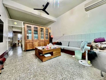 莒光。世運。捷運。26大地坪。透天。中山大學附中｜高雄市左營區和光街