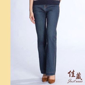 【佳葳Justwear】時髦鑽飾喇叭牛仔褲(女下身/女下著/長褲/丹寧/口袋/時腰/棉質/修身)