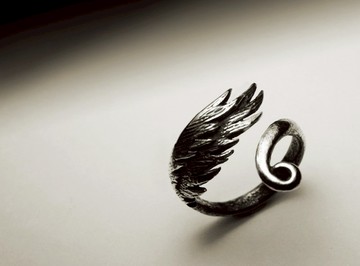 開口大單翅曲線戒指