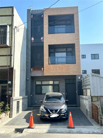 芳苑警局旁雙車位別墅｜彰化縣芳苑鄉立德街