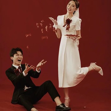 緞面輕婚紗白色法式簡約森系超仙小個子復古顯瘦領證登記訂婚禮服