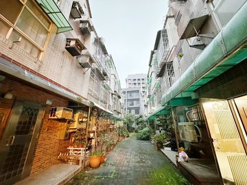 平鎮金陵路.近66..車庫平價透天｜桃園市平鎮區金陵路七段