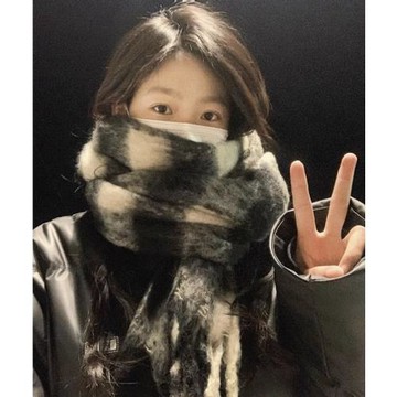 虞書欣同款馬海毛格子圍巾女冬季氛圍感時尚高級感保暖圍脖披肩厚