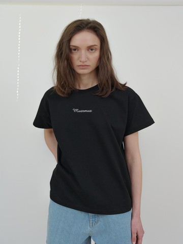 Cotton Embroidered Point Logo T-Shirt [Black]
