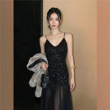 2026新款赫本風吊帶黑色平時小短裙可穿晚禮服氣質小洋裝宴會禮服