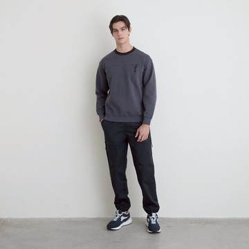 GIORDANO 男裝彈力束腳褲 G-Motion Nature系列 01115171