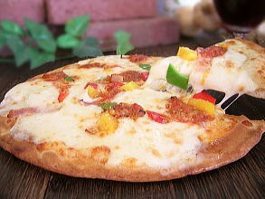 モッツァレラとミートソースのPIZZA（ピザ）★本格ピッツァ チーズ パーティー お惣菜 ギフト