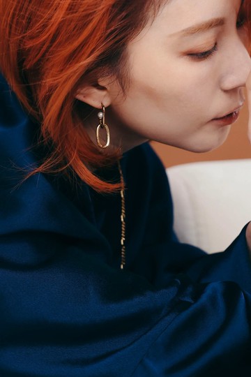 COR-DATE / 橢圓線條珍珠耳環