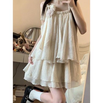 套裝女法式連衣裙寬松上衣裙褲春夏季新款吊帶甜美溫柔度假裙一件