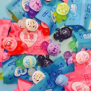 🔶台灣發貨🔶【盲袋包裝】夜光烏龜🐢  三麗鷗烏龜 卡通烏龜 擺件DIY 對對碰 彩色烏龜 潮玩玩具 烏龜大家庭
