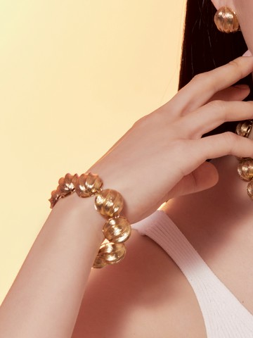 White Dune Gold Bracelet