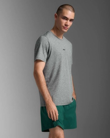 2XU Motion Tee 男士 挑戰者吸濕排汗棉柔T恤｜淺灰
