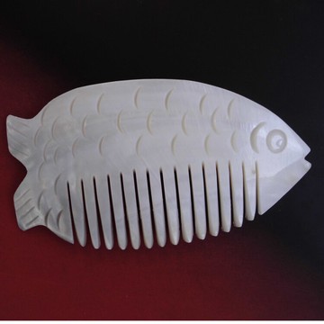 蚌殼珍珠貝殼梳子 女友閨蜜生日禮物 創意刮痧板 海螺貝殼工藝品