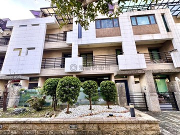 藝文＜松語墅＞社區型別墅稀有釋出!｜桃園市桃園區寶慶路