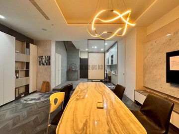 四品牌獨家｜十期軍功商圈｜星巴克旁社區別墅｜台中市北屯區景賢二路