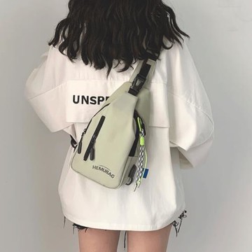 小眾帆布斜挎包包女2025新款時尚單肩潮牌胸包男款運動腰包小背包