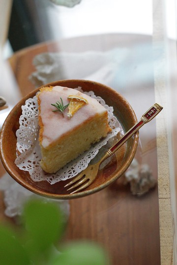 手工製橘色系陶瓷小陶盤/燭台/苔球盤/點心盤