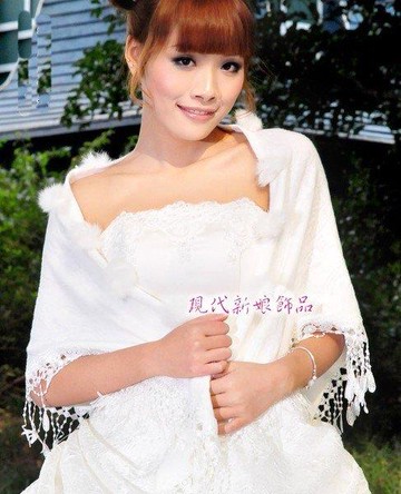 毛披肩 秋冬新娘披肩 冬季披肩 新娘披肩 婚紗禮服配件百搭纯色高密編【C-279 】新娘羊絨披肩流蘇薄款配飾婚紗禮服披肩-Misaki精品