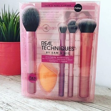 現貨🤖Real Techniques Everyday Essentials 日常刷具美妝蛋組合