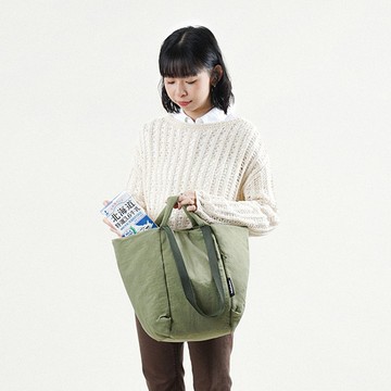 【FW25全新Wander系列】KYLIE 可調節兩用手提包L號 (草綠色)