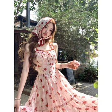 Q女家 花契玫瑰園/長短裙氛圍紅色度假碎花連衣裙夏日絕美小裙子