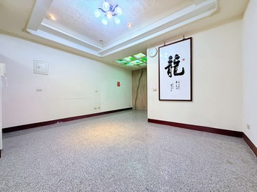 竹北縣政透天4房3衛｜近光明商圈・優質學區｜新竹縣竹北市縣政十九街
