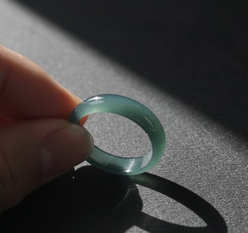 【求‧緣】冰種藍水翡翠戒圈 | 國際8.5圍 | 天然翡翠A貨 | 送禮