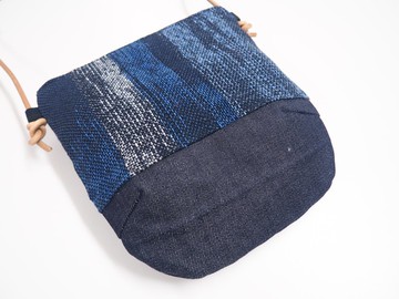 藍色織布側揹袋