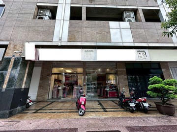 高雄前金中正大面寬商業雙店面｜高雄市前金區中正四路