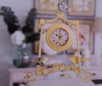 法式鄉村 復古做舊彩繪小鳥鐵質黃色桌鐘 靜音 走時準1入