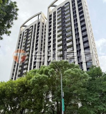 青埔高鐵站前A18中悅捷寶雲品精美裝潢露台大三房車｜桃園市中壢區高鐵站前東路二段