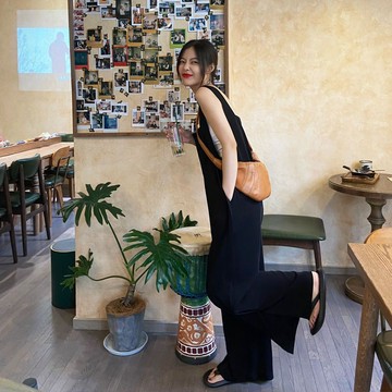 冰絲闊腿褲女 垂感背帶連體褲 寬松顯瘦薄款港風休閑長褲子 大尺碼長褲 夏天長褲 涼感長褲 長褲女 大尺碼女褲 日系穿搭