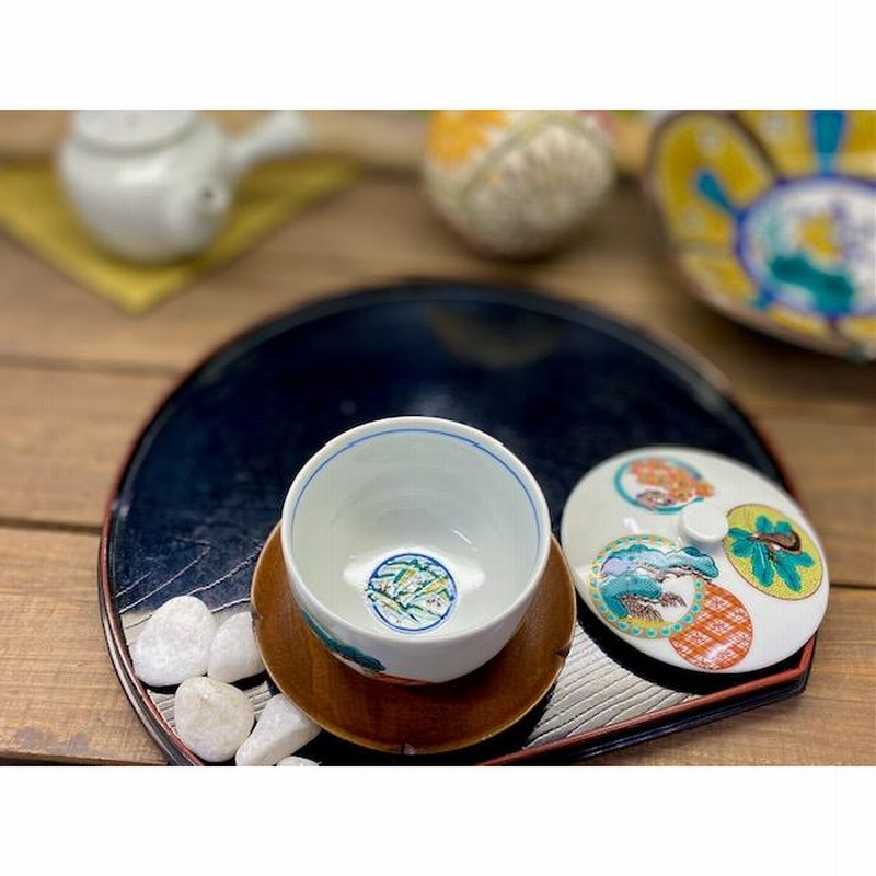 九谷焼 蓋付湯呑 丸紋松竹梅 小槌付き(Kutani teacup) ギフト