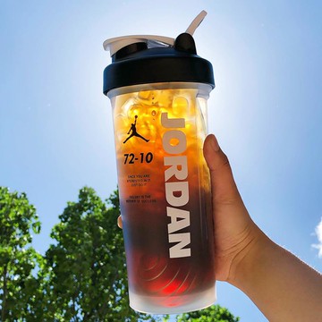 便攜學生塑料運動專用水杯新款大容量可裝熱水水壺磨砂防摔杯子