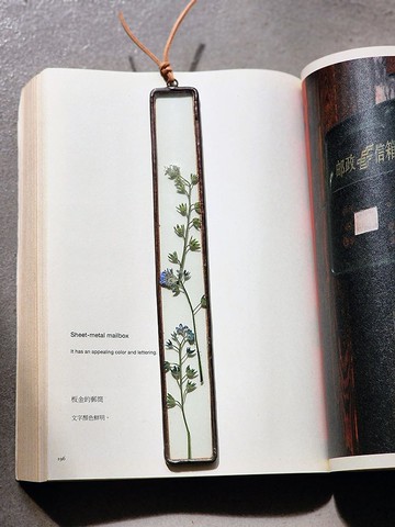 植物圖鑑∣勿忘草∣玻璃鑲嵌∣花草標本書籤